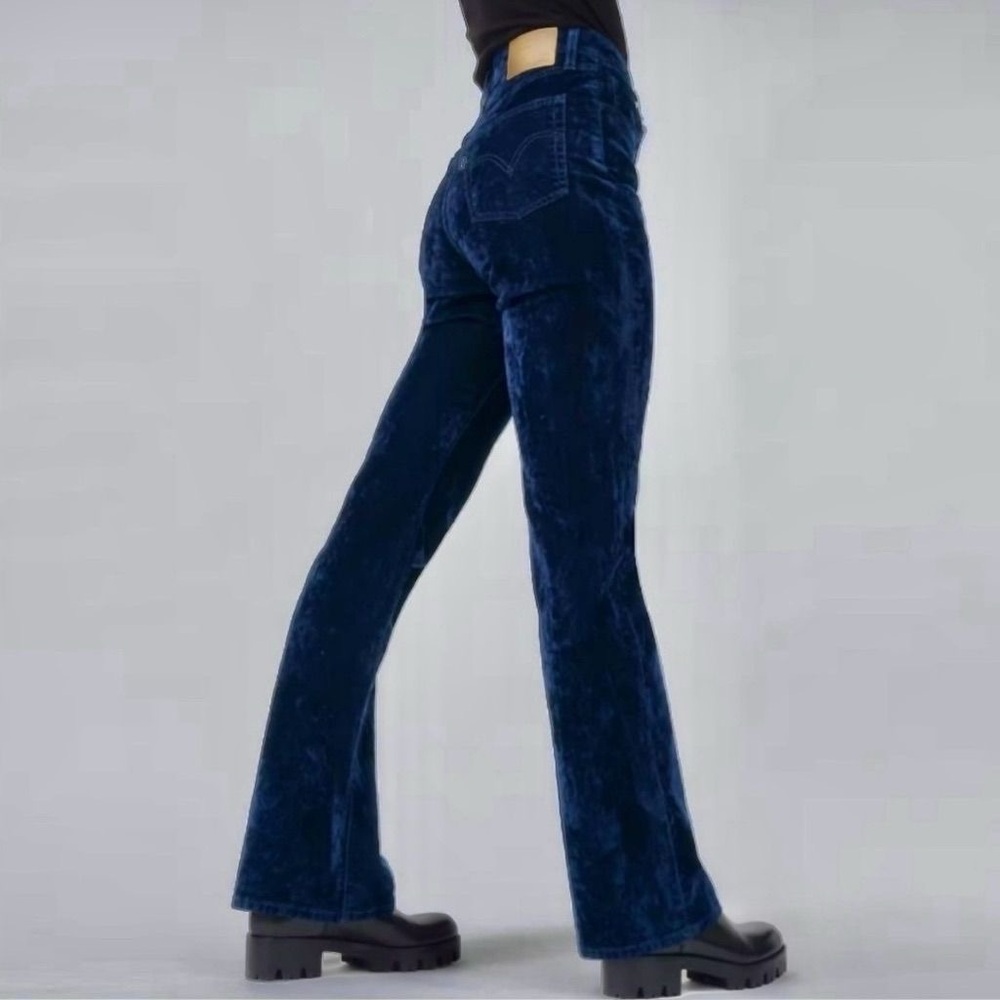 Levi’s Ribcage Boot Navy Crushed Velvet Jeans | Women’s Size 28